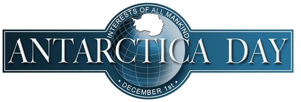 A blue circle with the word " arctica ".